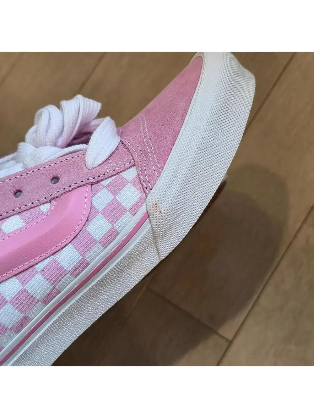 Vans Women's Pink Trainer